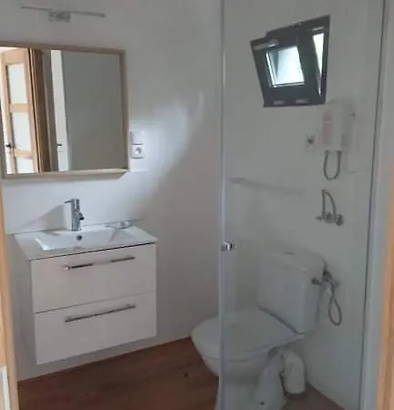 بيت للعطل Letniskowy 1